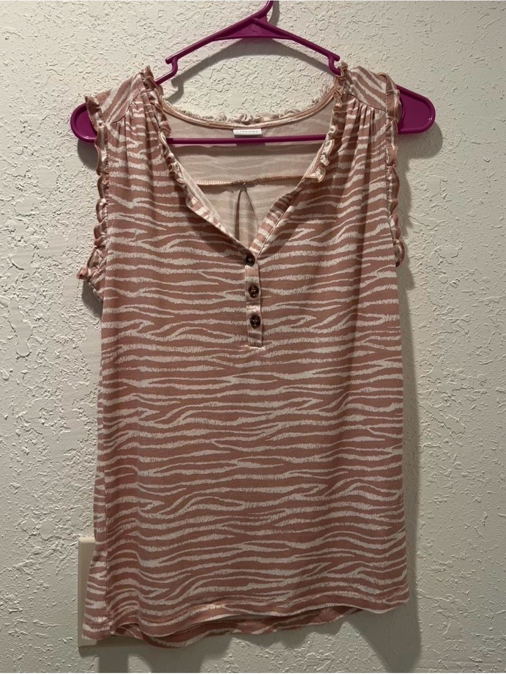 Lascana Sleeveless Pink Zebra-Print Ruffle-Trim Henley Top size 0/2